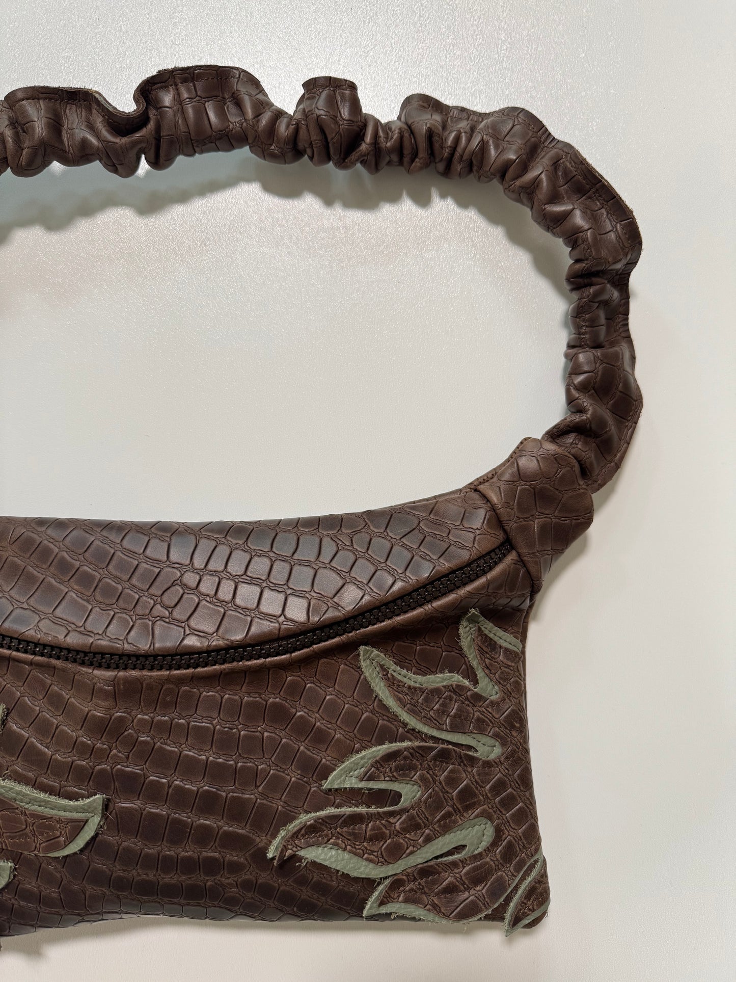 "SIDEBURN BAG"