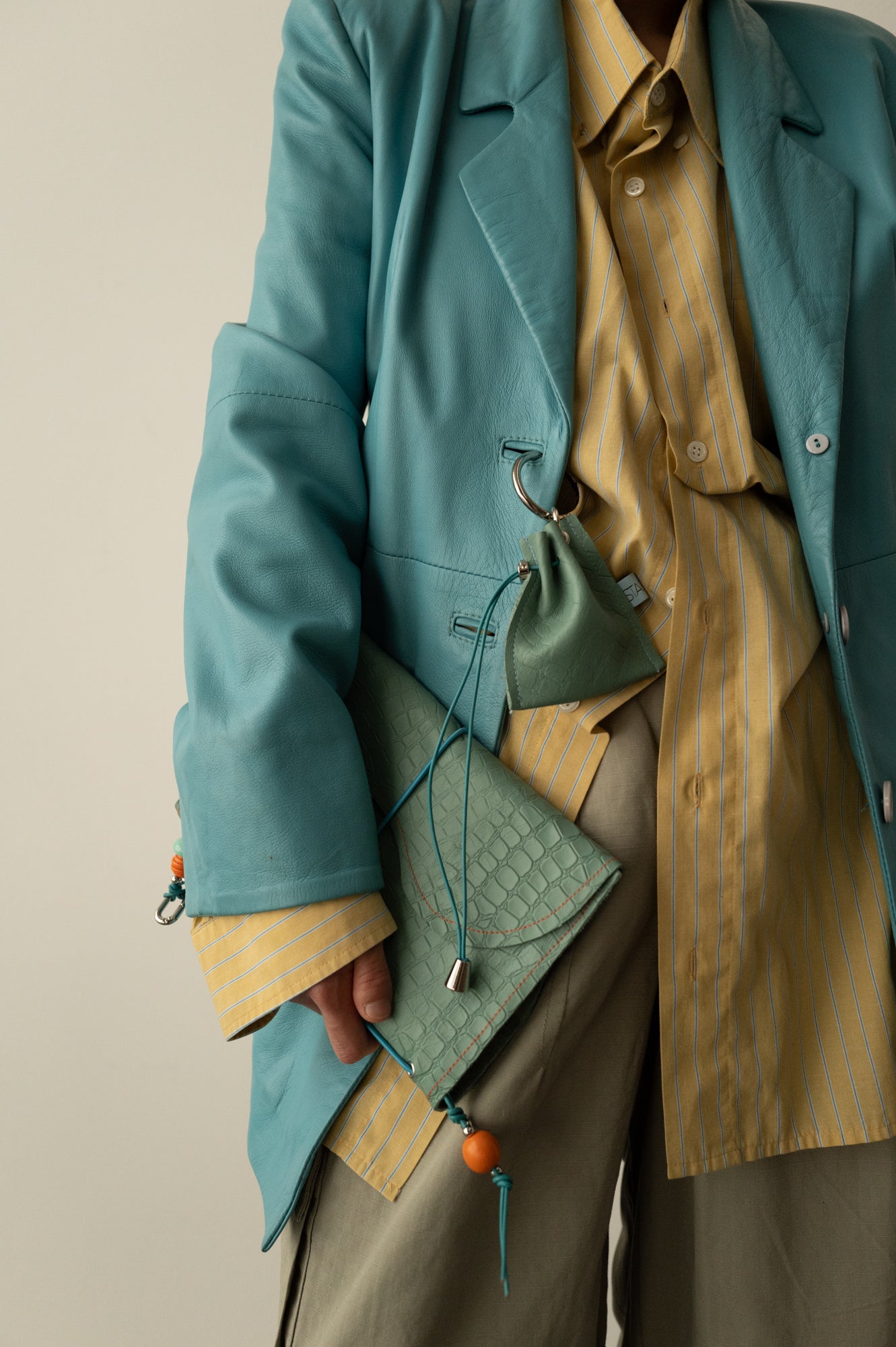 "MINI POUCH"